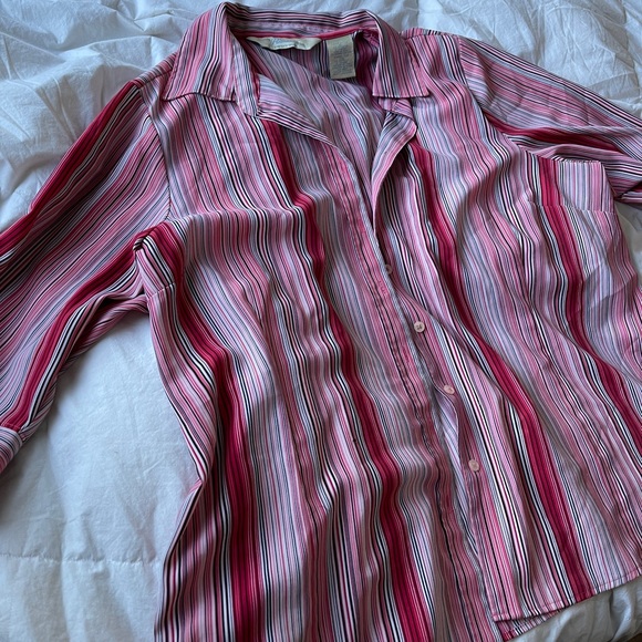 Red and White Button up shirt - Picture 4 of 8